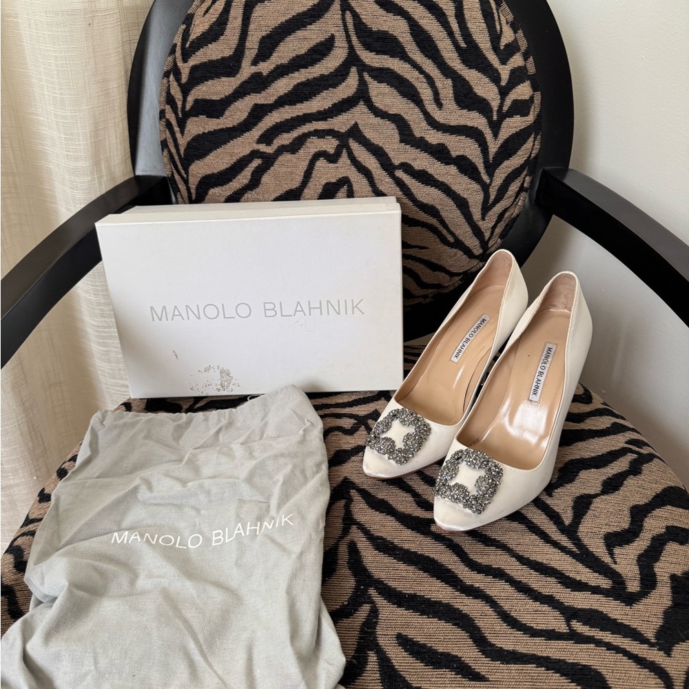 Manolo Blahnik White Women's Hangisi Heels 39.5, 90cm